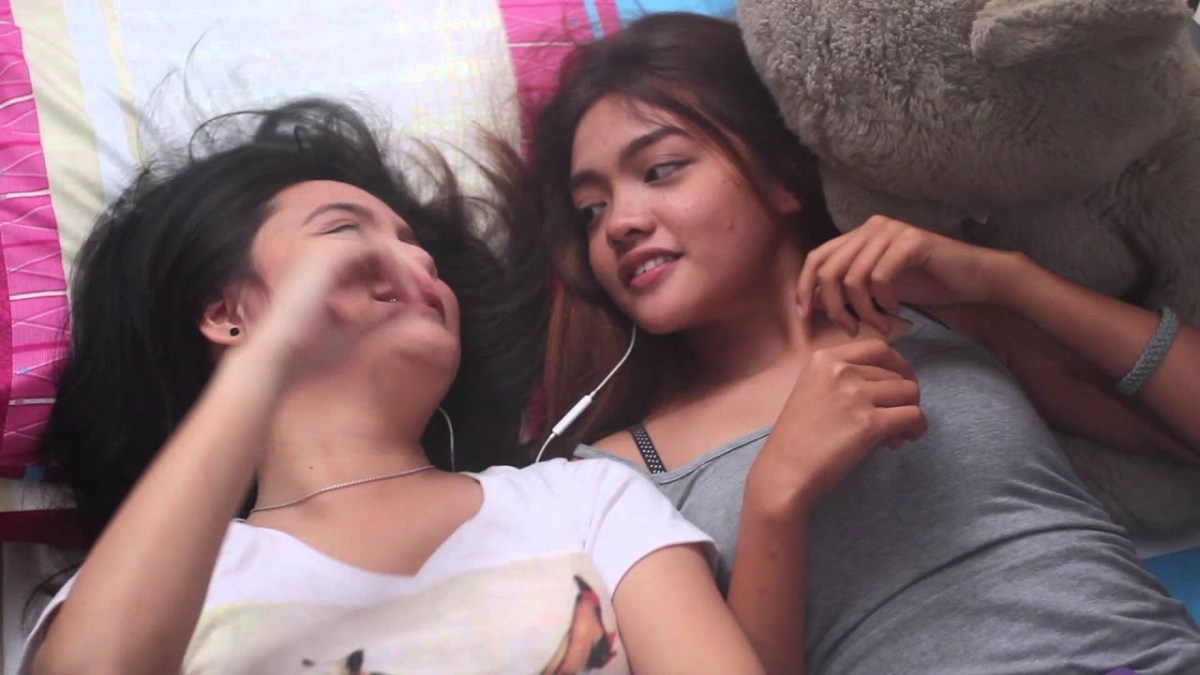 Lesbian Short Movie,&nbsp;Saliwa